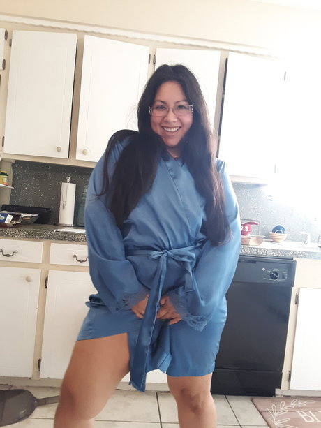 Chrystal Cruz model adult gallery