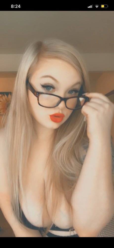 FREE doitlike chloe art actress pic