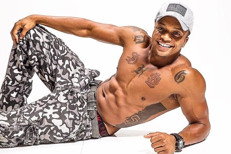 DaygoFlex exclusive model photos