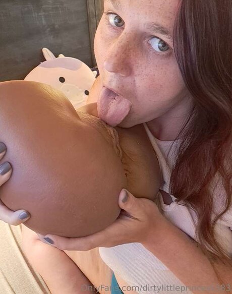 Dirty Little Princess modelo caliente archivo