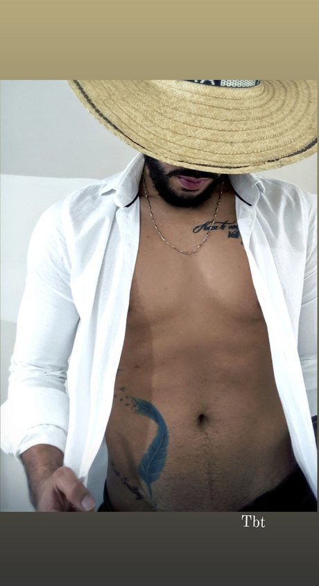 Rafael Bedoya model nice pics