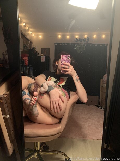 DollFaceDesy modelo atractivo galería