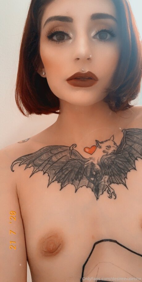 DollFaceDesy star du porno sexy img