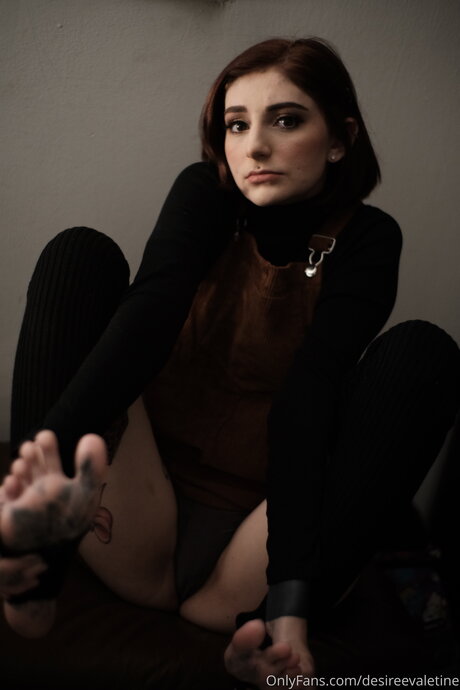 DollFaceDesy estrella porno perfecta archivo