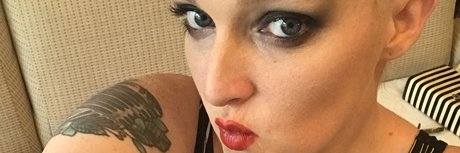 Mizz Ruby model erotic gallery
