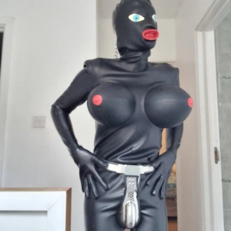 Rubberdolljim star naked image
