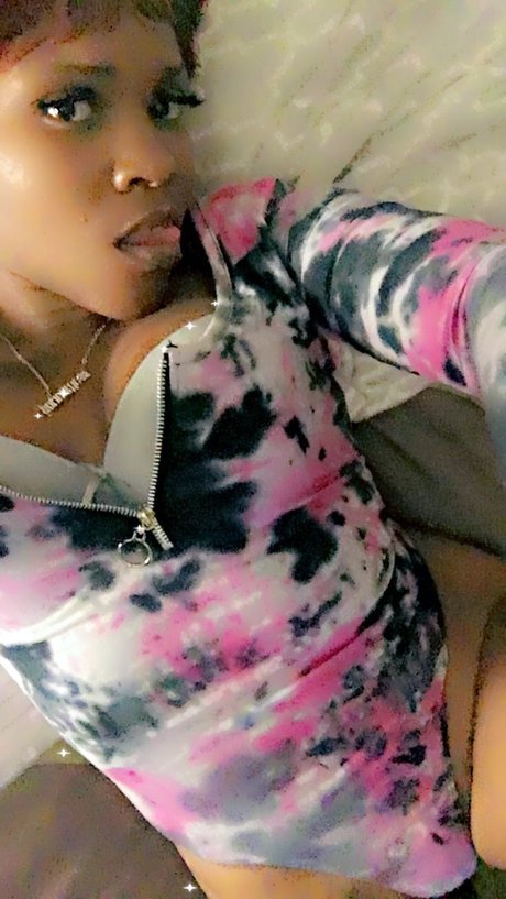 Sadity Mulaa nudes model pics