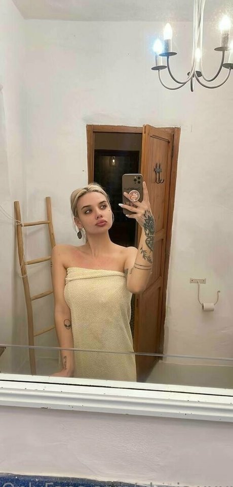 alexis xxxx hermosa actriz fotos