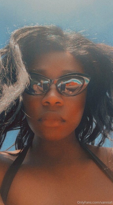 Vanniall hermosa actriz fotos