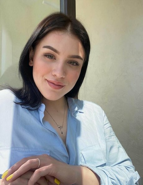 lerabigbabyass modèle xxx image