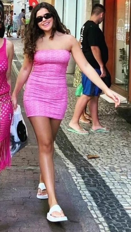 Maisa Silva pornstar nude gallery