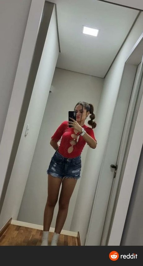 Maisa Silva actrice érotique img