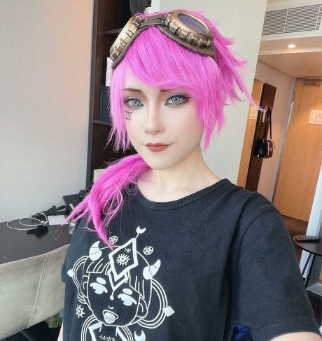 Yuji Koi jolie étoile galerie