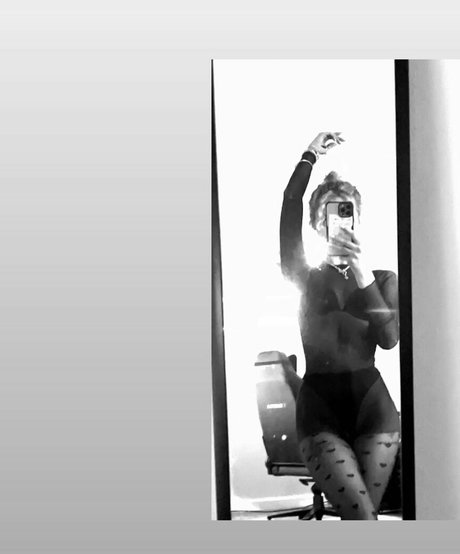 axalrnaed sex star archive