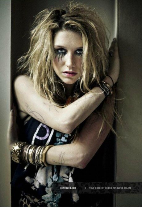 KeshaRose actrice nue photo