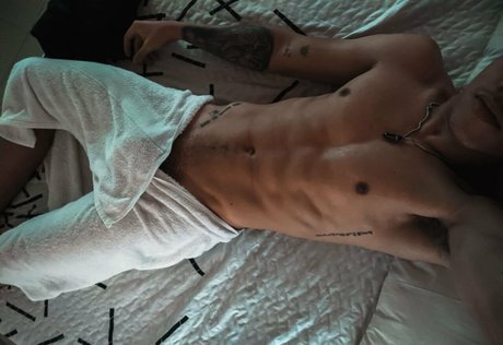 chubbychunky star du porno gratuit image