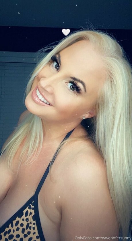 Tammy Lynn Sytch haut modèle image