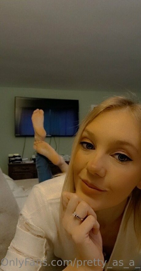 pretty as a peach69 star exclusive photos
