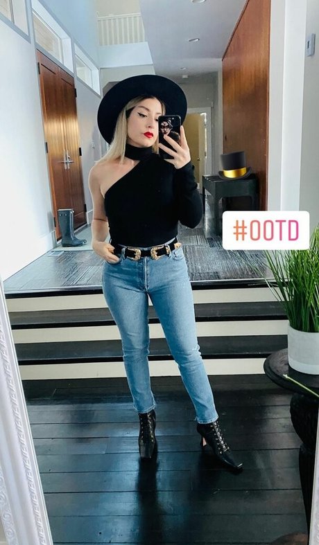 Rebecca Ford sexe de star du porno des photos