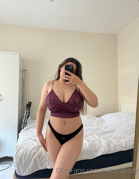 mervedamla actriz de alta definición archivo