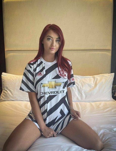 lorinajane actrice chaude photos