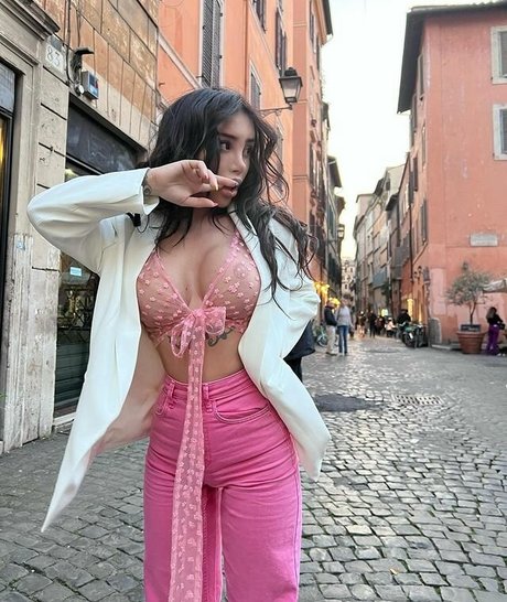 Alexis Mucci star du porno sympa image