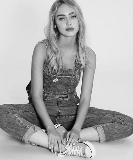 Omer Nudelman bonita modelo imágenes