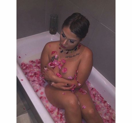 Aniela estrella hermosa foto