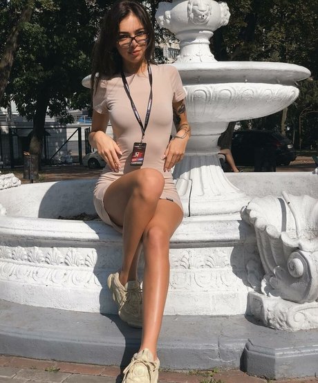 by owl jolie star du porno image