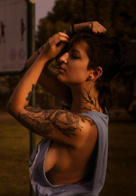 julh4 free modelo de alta definición galería