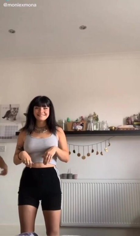 Ramona Marquez modèle artistique galerie