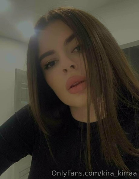 kira kirraa modèle adulte galeries