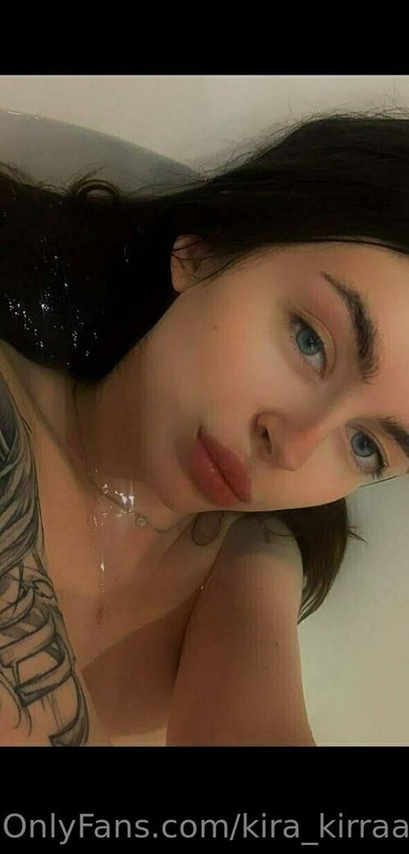 kira kirraa actriz caliente fotos