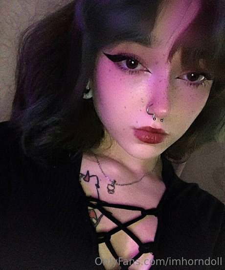 imhorndoll actriz xxx galerías