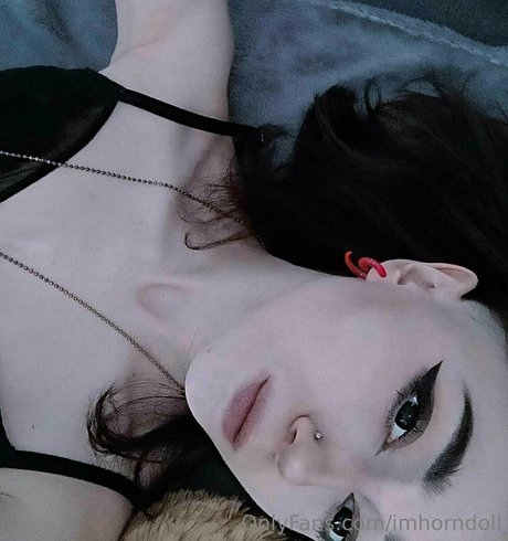 imhorndoll modelo porno imagen