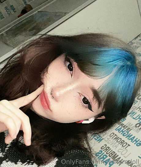 imhorndoll star du porno chaud img