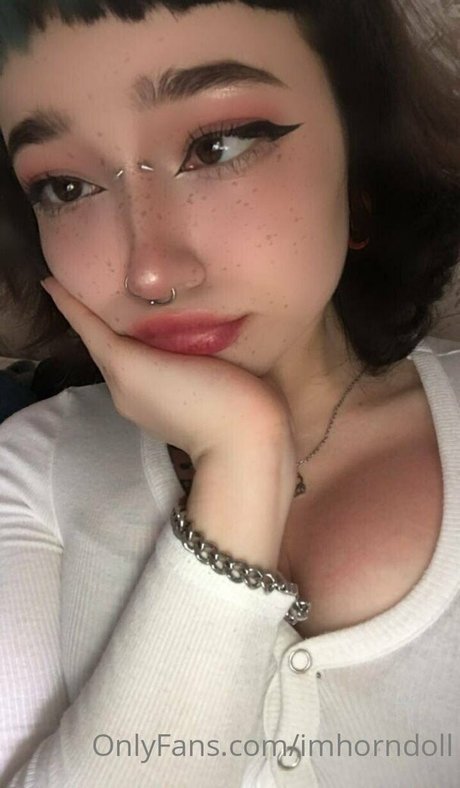 imhorndoll modèle sexy photos