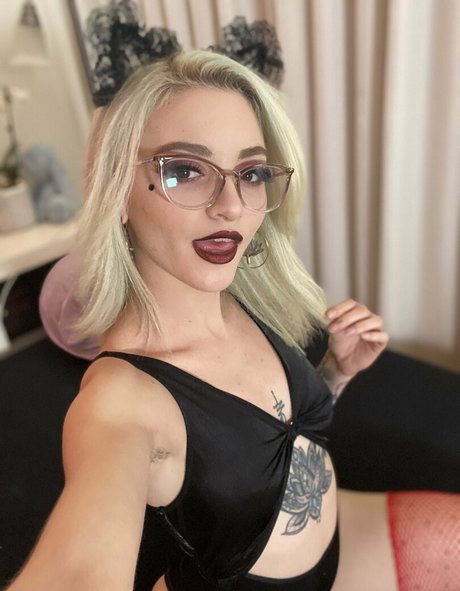 Lola Fae Image de profil