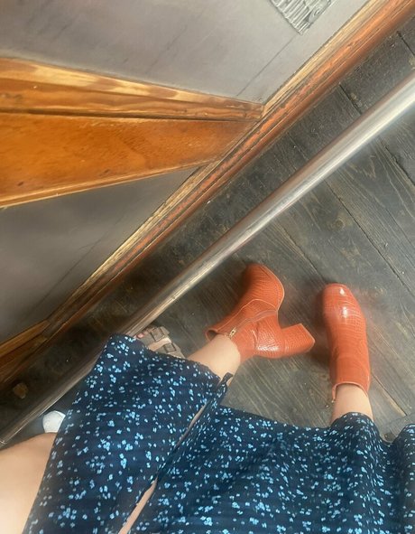 goddessgigantic estrella erótica foto