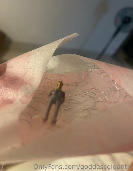 goddessgigantic star du porno chaud image