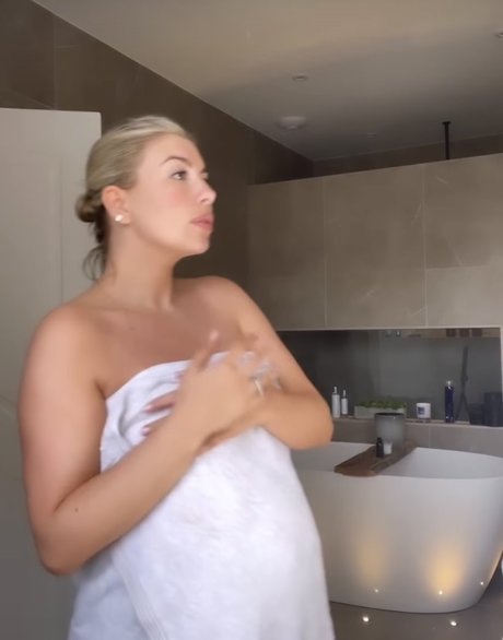 Olivia Buckland modelo de alta calidad imagen