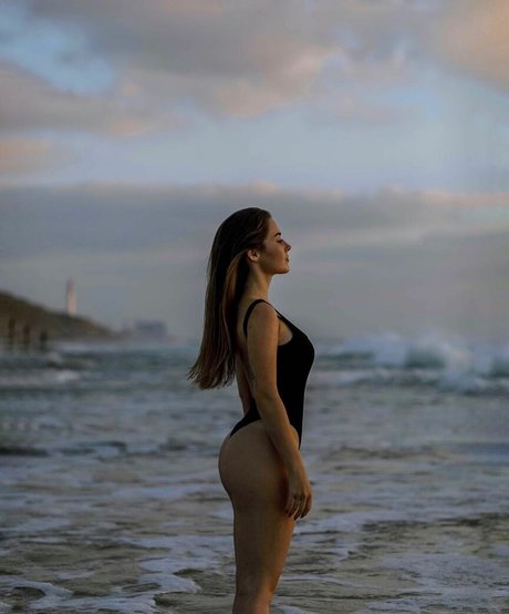 Effy Palarya estrella porno agradable foto