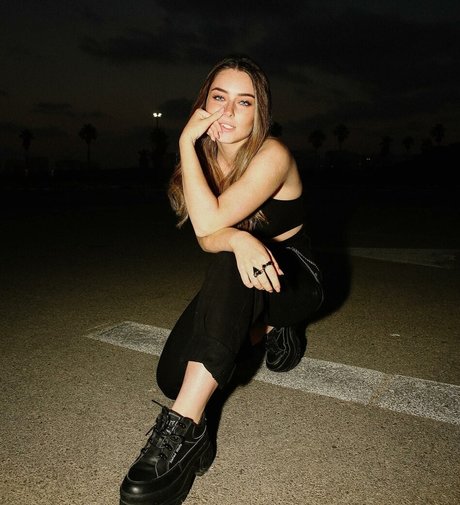 Effy Palarya pornstar adult photo
