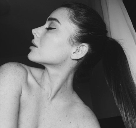 Effy Palarya star nudes photos