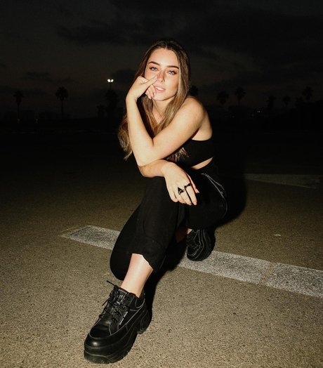 Effy Palarya étoile magnifique galerie