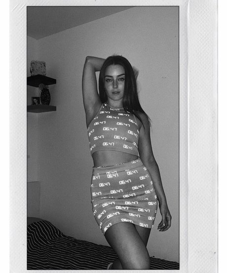 Effy Palarya actriz de arte imagen