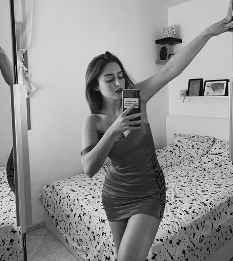 Effy Palarya model sex picture