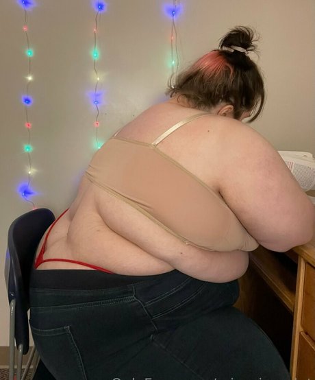 misspizzaslut modelo sexual galería