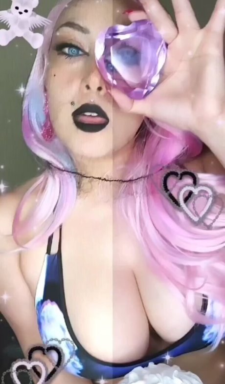 TechNoirCandy star art pic