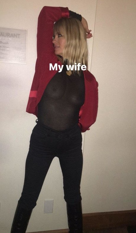 January Jones estrella porno superior fotos